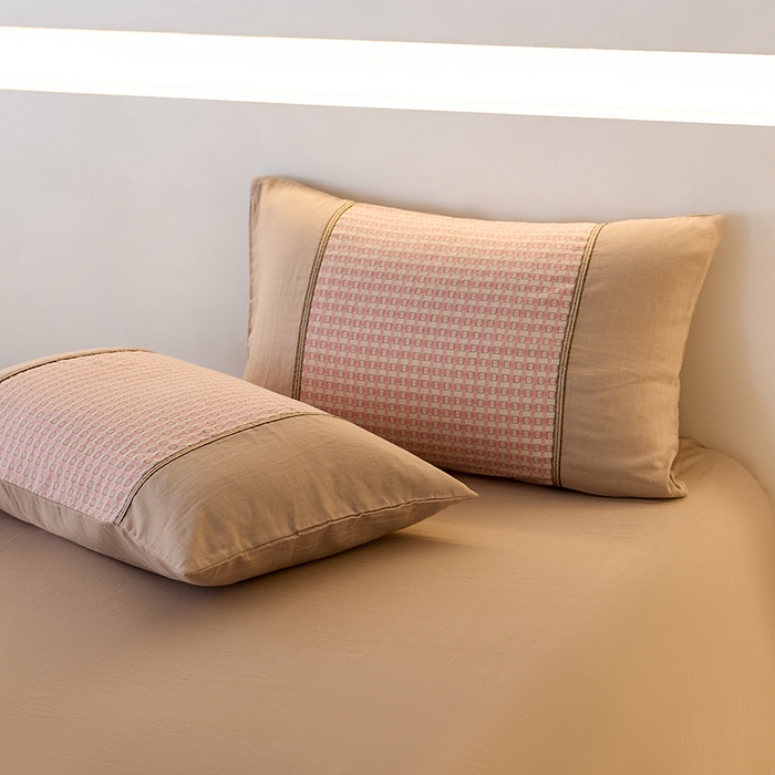 91家纺网 家纺一手货源 找家纺 安莱生活 2025新款全棉纯棉色织磨毛四件套 小格纹-初恩