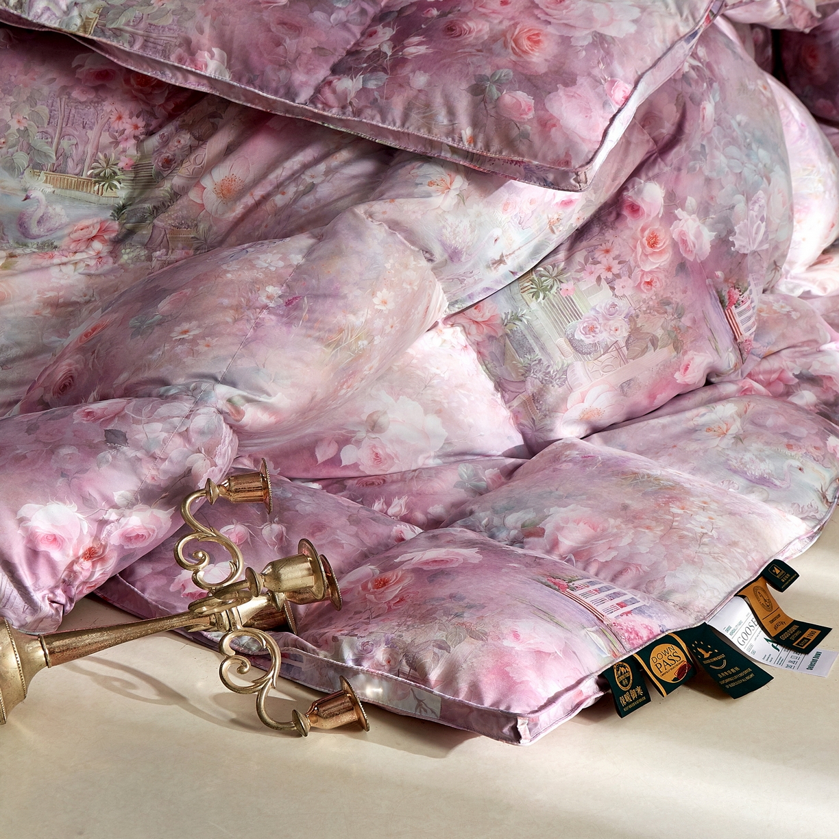 91家纺网 家纺一手货源 找家纺 织梦人羽绒工厂店 2025新款高蓬松羽绒羽毛被大牌同款花型 莫奈花园新