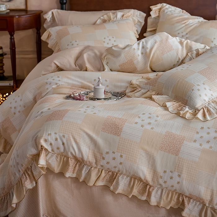 91家纺网 家纺一手货源 找家纺 安莱生活 2025新款全棉纯棉双层纱花边款四件套 花韵染