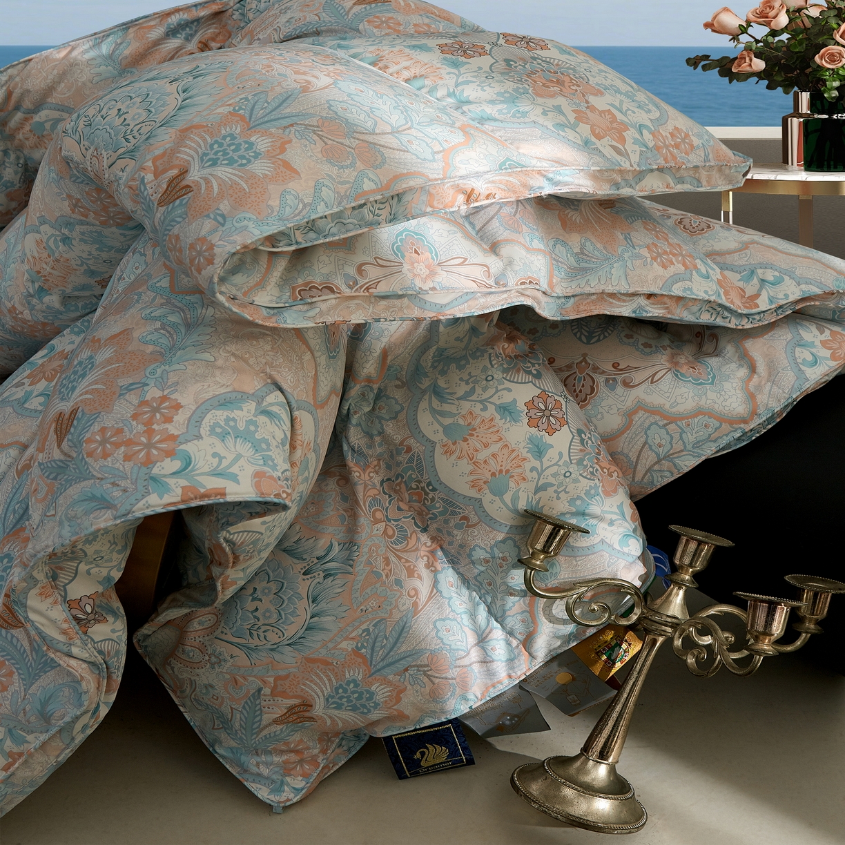 91家纺网 家纺一手货源 找家纺 织梦人羽绒工厂店 2025新款高蓬松羽绒羽毛被大牌同款花型 尊羽