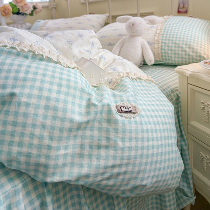 91家纺网 家纺一手货源 找家纺 安莱生活 2025新款全棉纯棉小碎花刺绣花边款四件套 花趣格