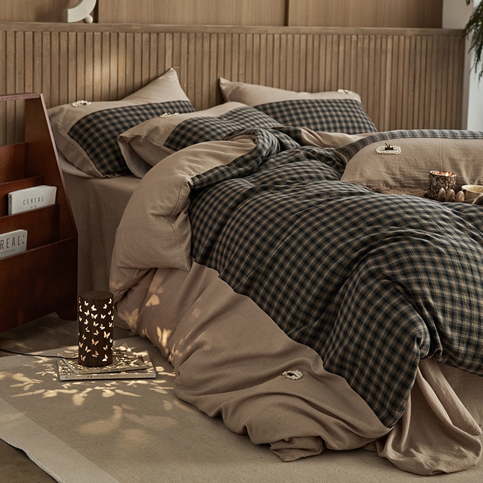 91家纺网 家纺一手货源 找家纺 安莱生活 2025新款全棉纯棉色织磨毛简逸格调四件套 静眠格