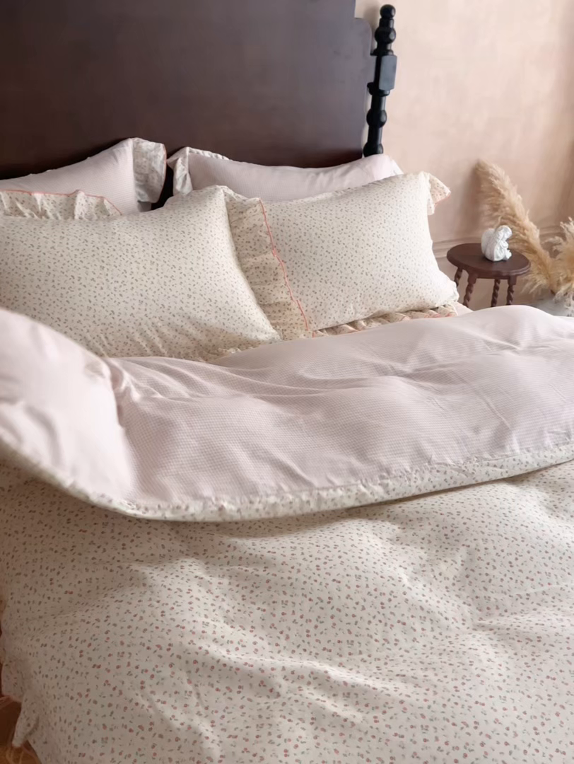 91家纺网 家纺一手货源 找家纺 安莱生活 2025新款全棉纯棉双层纱花边款四件套 絮语