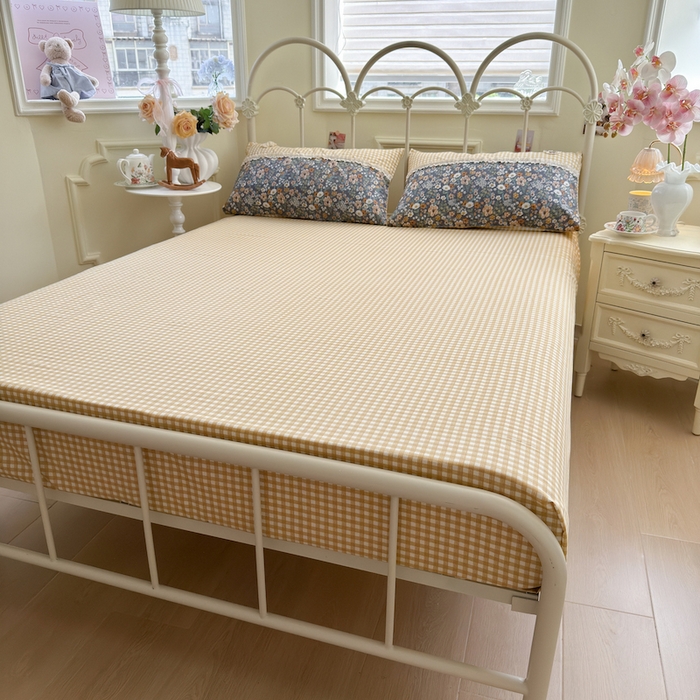 91家纺网 家纺一手货源 找家纺 安莱生活 2025新款全棉纯棉小碎花刺绣花边款四件套 静时光