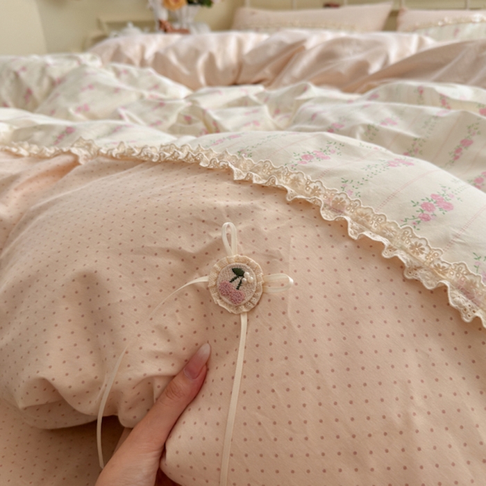 91家纺网 家纺一手货源 找家纺 安莱生活 2025新款全棉纯棉小碎花刺绣花边款四件套 小花絮