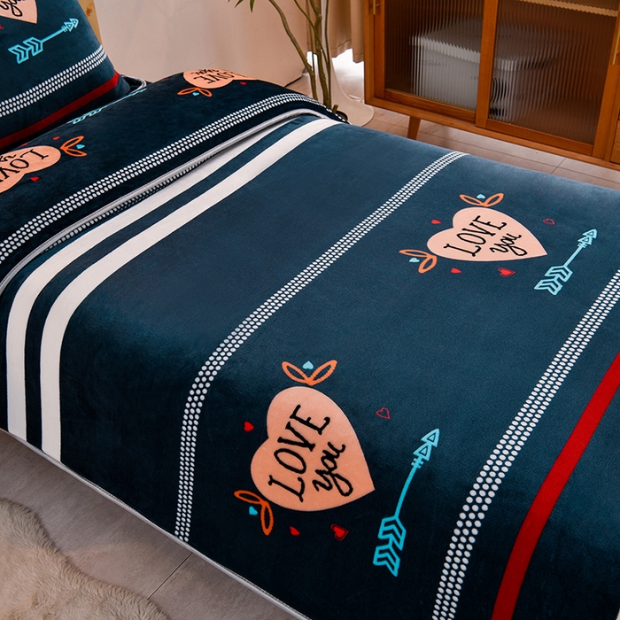 91家纺网 家纺一手货源 找家纺 牵梦萦 2025新款牛奶绒学生三件套 匆匆那年