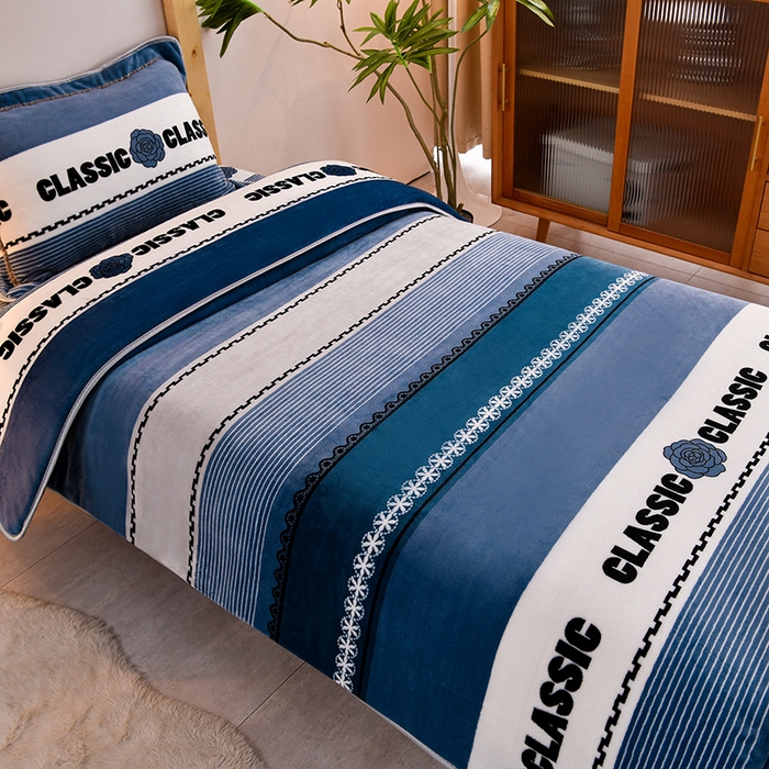 91家纺网 家纺一手货源 找家纺 牵梦萦 2025新款牛奶绒学生三件套 夏兰