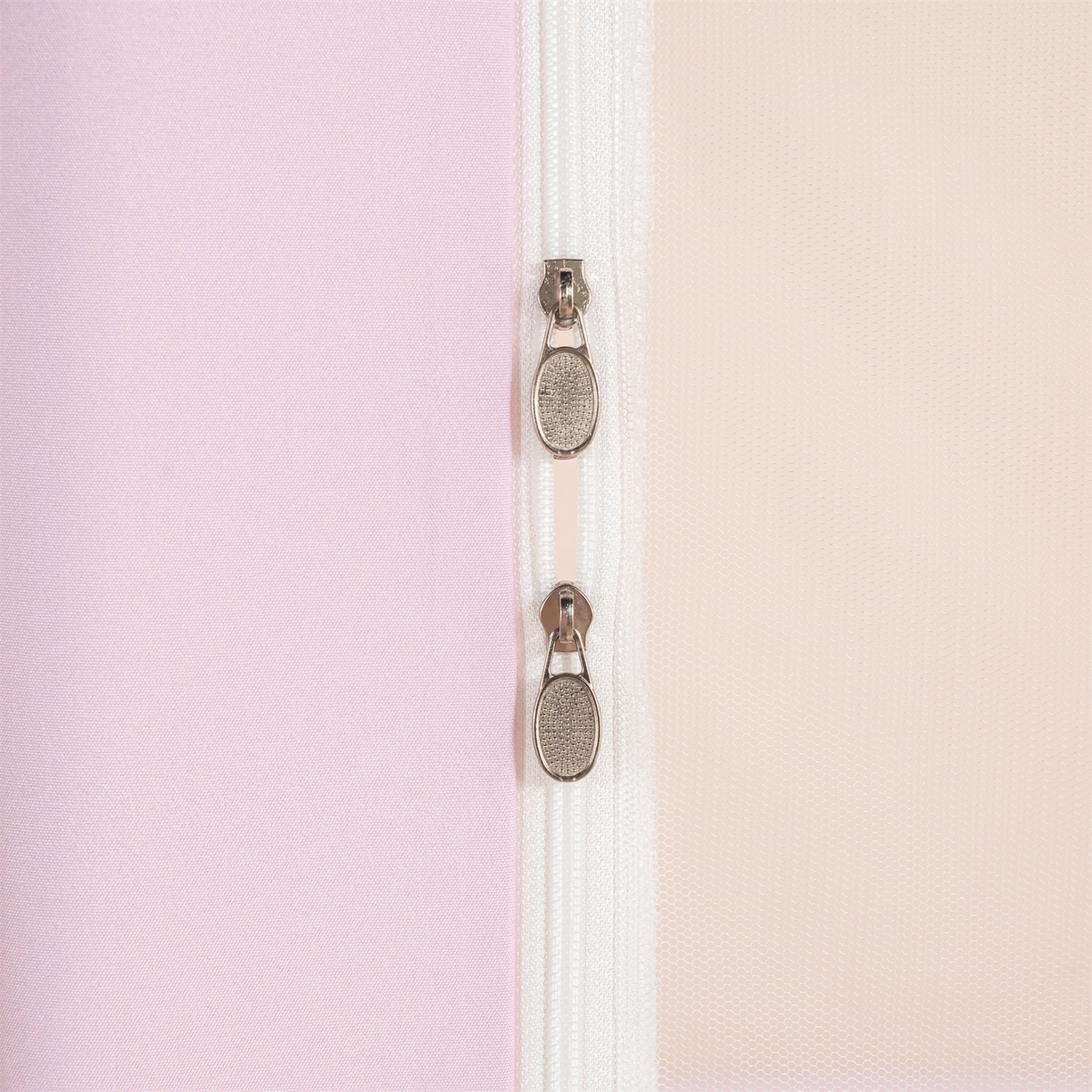 91家纺网 家纺一手货源 找家纺 新太阳蚊帐 2025新款A类子母款上下铺蚊帐 三只小兔