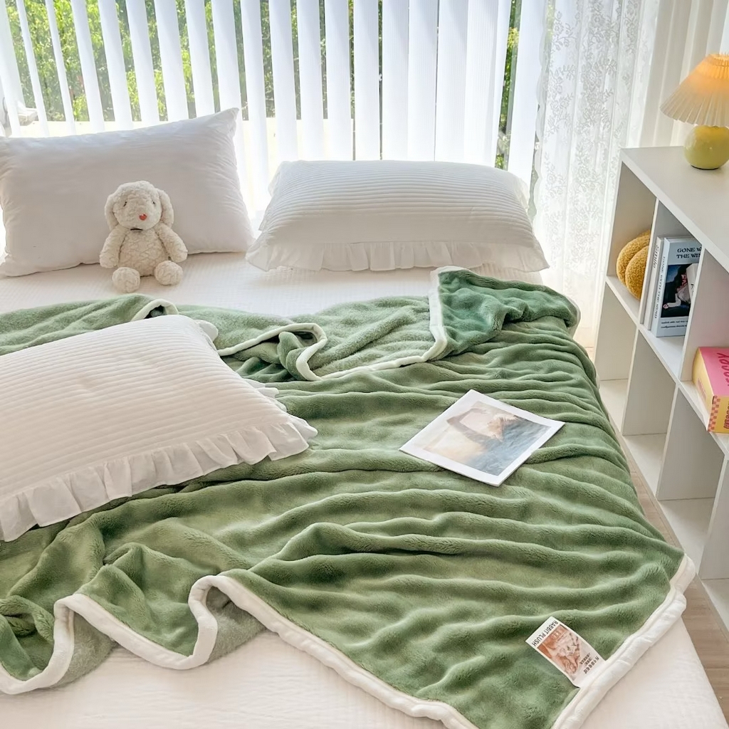 91家纺网 家纺一手货源 找家纺 （总）归属 2025新款290克牛奶绒泡泡毯包边款盖毯可跨境