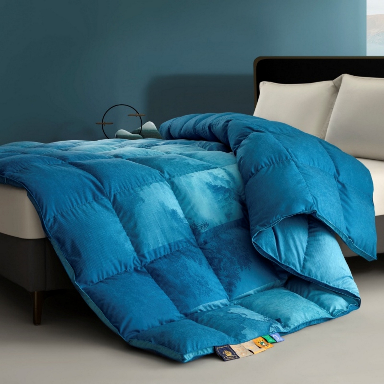 91家纺网 家纺一手货源 找家纺 织梦人羽绒工厂店 2025新款高蓬松羽绒被95鹅绒大牌同款花型 秋山晚翠