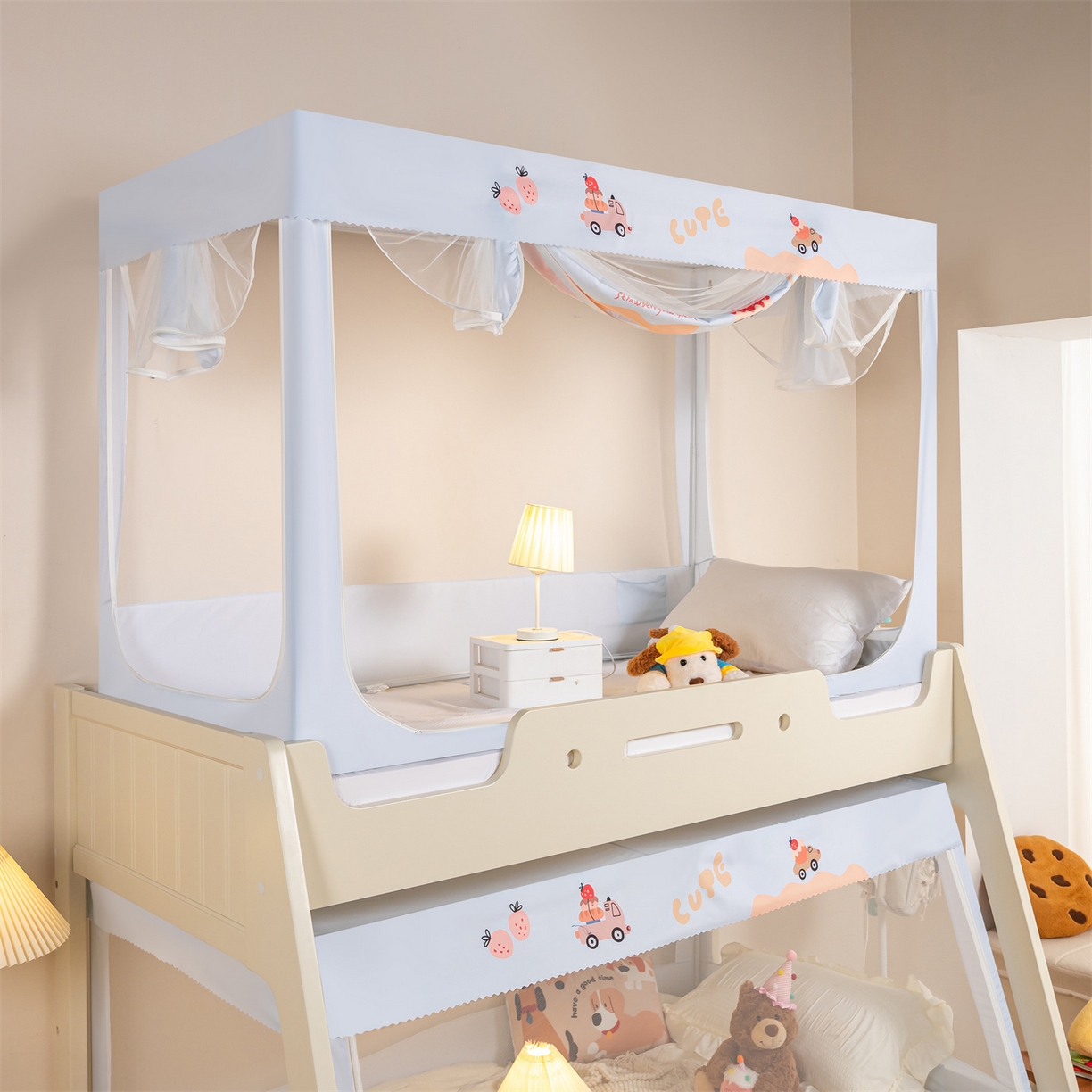 91家纺网 家纺一手货源 找家纺 新太阳蚊帐 2025新款A类子母款上下铺蚊帐 草莓运输队