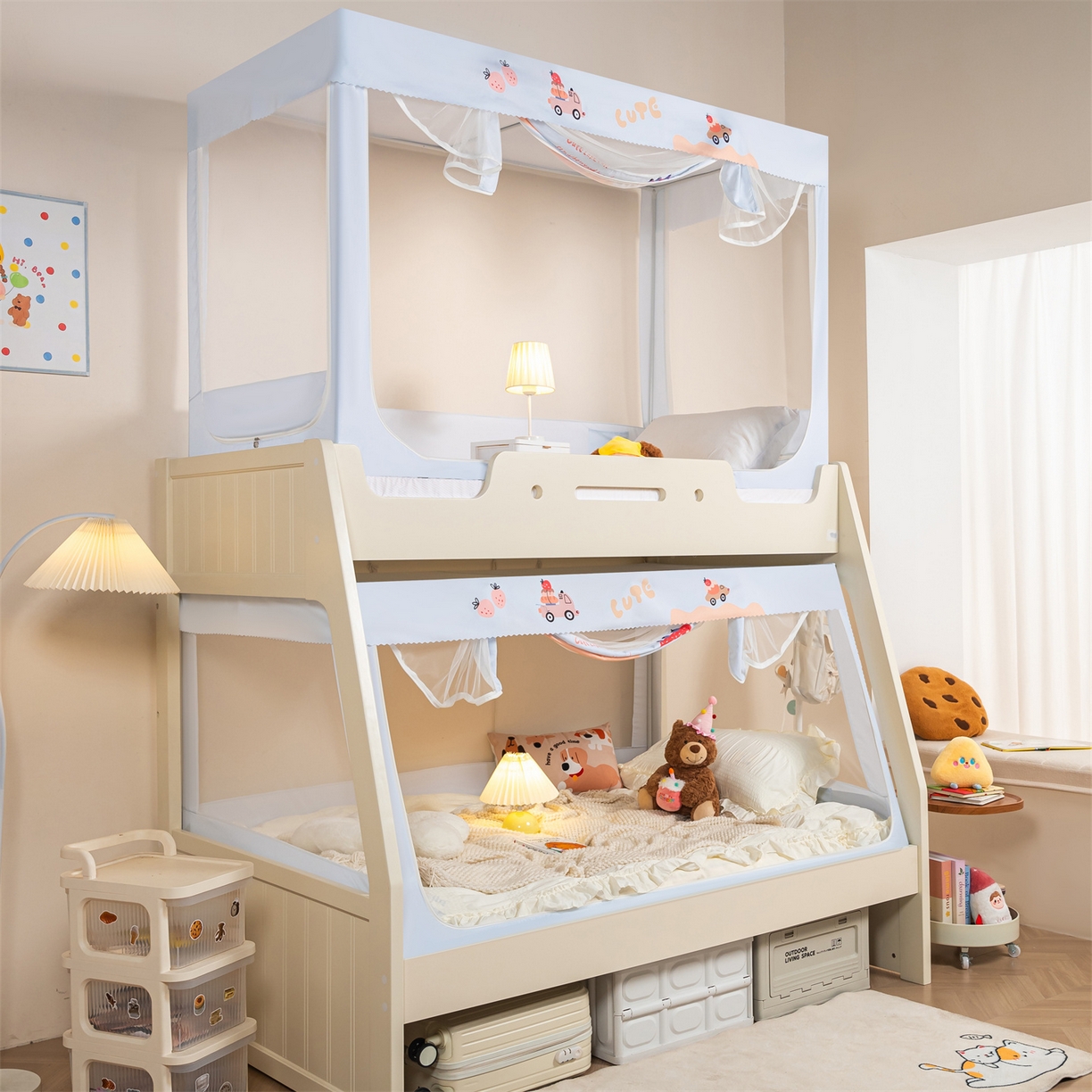 91家纺网 家纺一手货源 找家纺 新太阳蚊帐 2025新款A类子母款上下铺蚊帐 草莓运输队