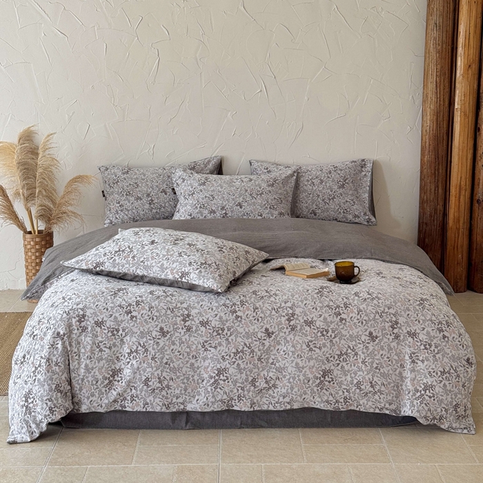 91家纺网 家纺一手货源 找家纺 于果 2025新款全棉纯棉色织提花四件套 春风里