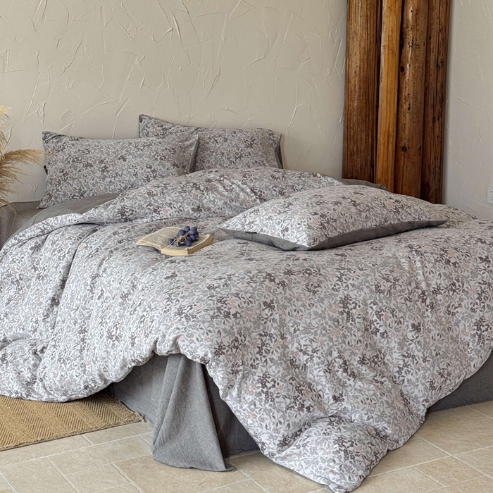 91家纺网 家纺一手货源 找家纺 于果 2025新款全棉纯棉色织提花四件套 春风里