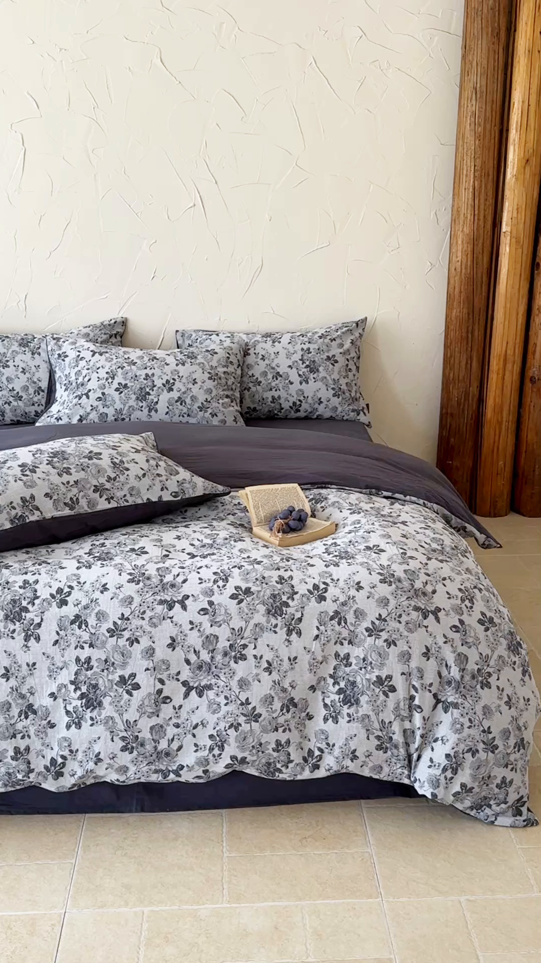 91家纺网 家纺一手货源 找家纺 于果 2025新款全棉纯棉色织提花四件套 花影