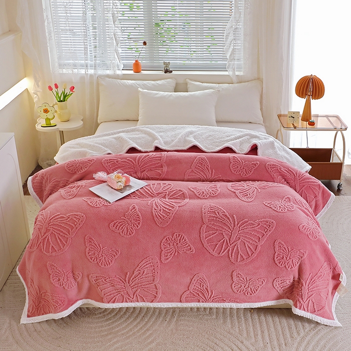 91家纺网 家纺一手货源 找家纺 （总）莱家富 2025新款加厚双层复合毯舒棉绒剪花毛毯