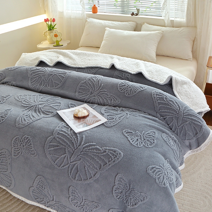 91家纺网 家纺一手货源 找家纺 莱家富 2026新款加厚双层复合毯舒棉绒剪花毛毯 兰色