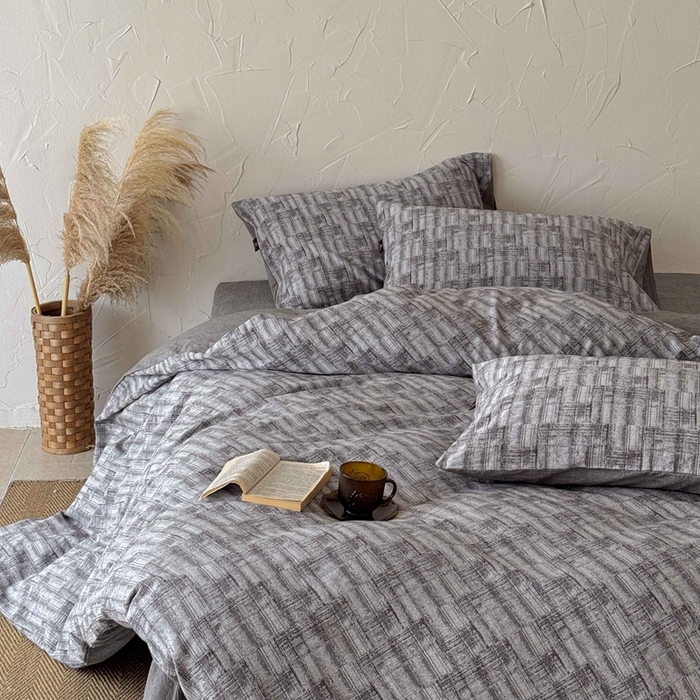 91家纺网 家纺一手货源 找家纺 于果 2025新款全棉纯棉色织提花四件套 迷城