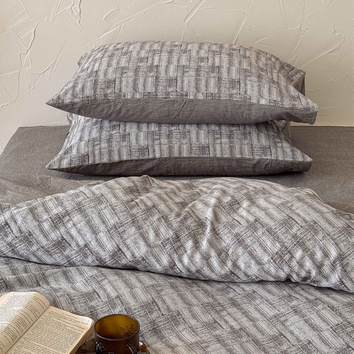 91家纺网 家纺一手货源 找家纺 于果 2025新款全棉纯棉色织提花四件套 迷城