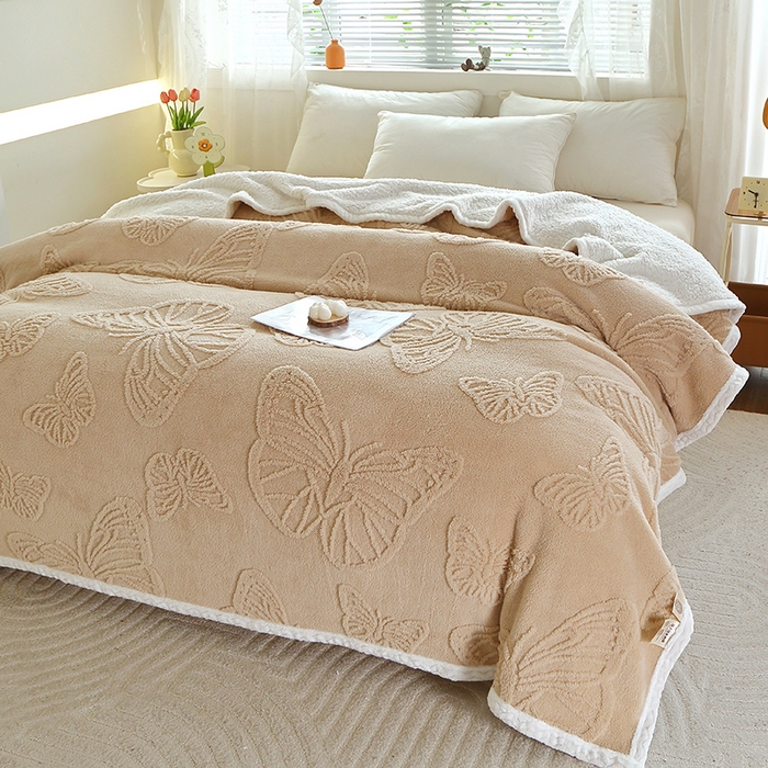 91家纺网 家纺一手货源 找家纺 莱家富 2026新款加厚双层复合毯舒棉绒剪花毛毯 米色