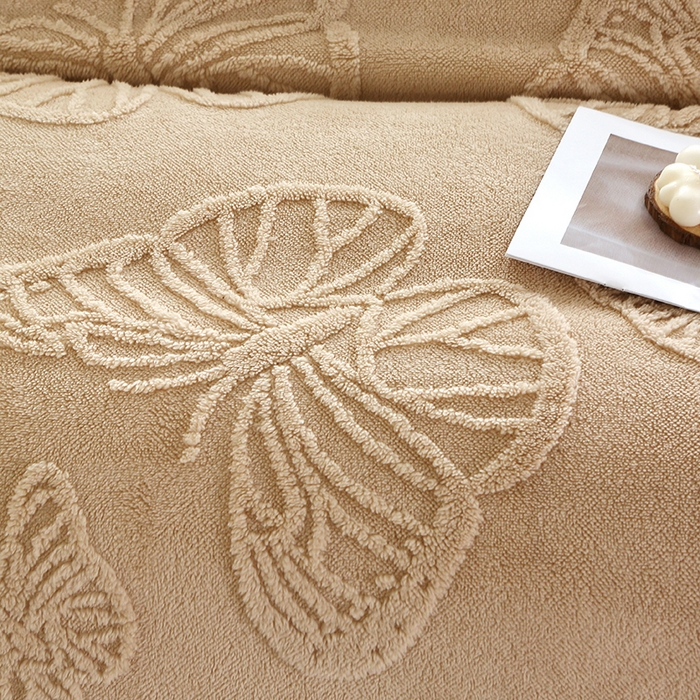 91家纺网 家纺一手货源 找家纺 莱家富 2026新款加厚双层复合毯舒棉绒剪花毛毯 米色