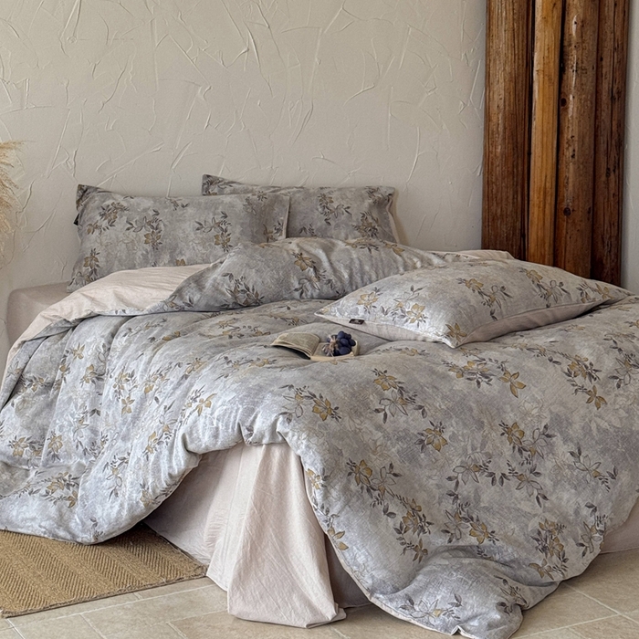 91家纺网 家纺一手货源 找家纺 于果 2025新款全棉纯棉色织提花四件套 秋枫