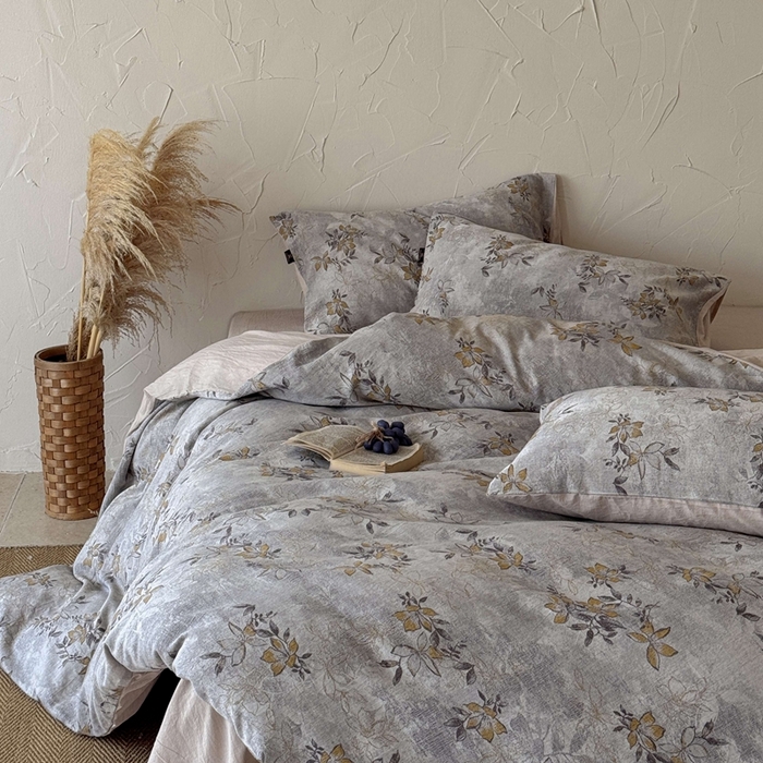 91家纺网 家纺一手货源 找家纺 于果 2025新款全棉纯棉色织提花四件套 秋枫