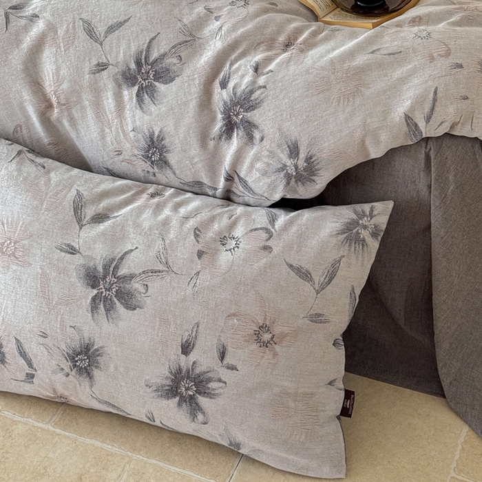 91家纺网 家纺一手货源 找家纺 于果 2025新款全棉纯棉色织提花四件套 水墨江南