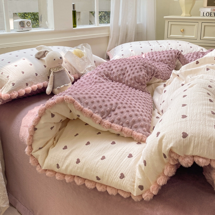 91家纺网 家纺一手货源 找家纺 （总）米乐被业 2025新款毛球豆豆被小清新被子被芯