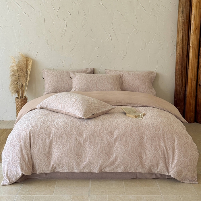 91家纺网 家纺一手货源 找家纺 于果 2025新款全棉纯棉色织提花四件套 寻意