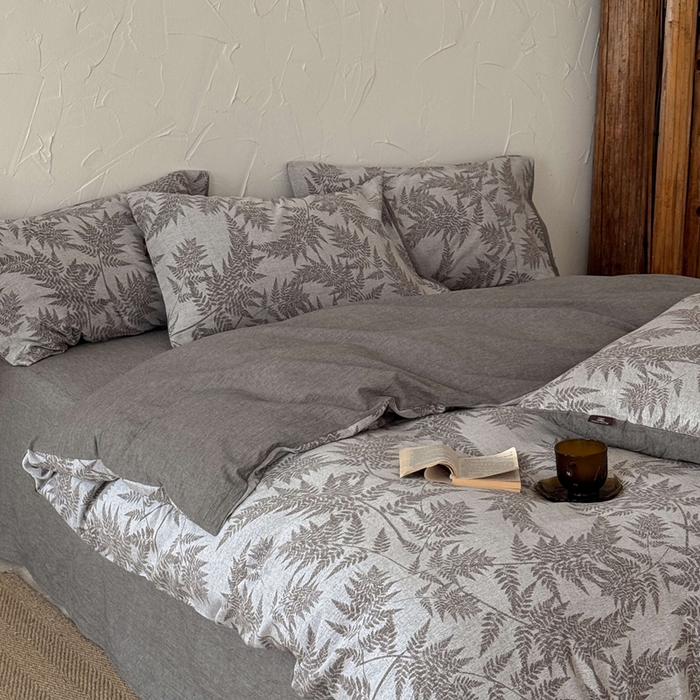 91家纺网 家纺一手货源 找家纺 于果 2025新款全棉纯棉色织提花四件套 叶影