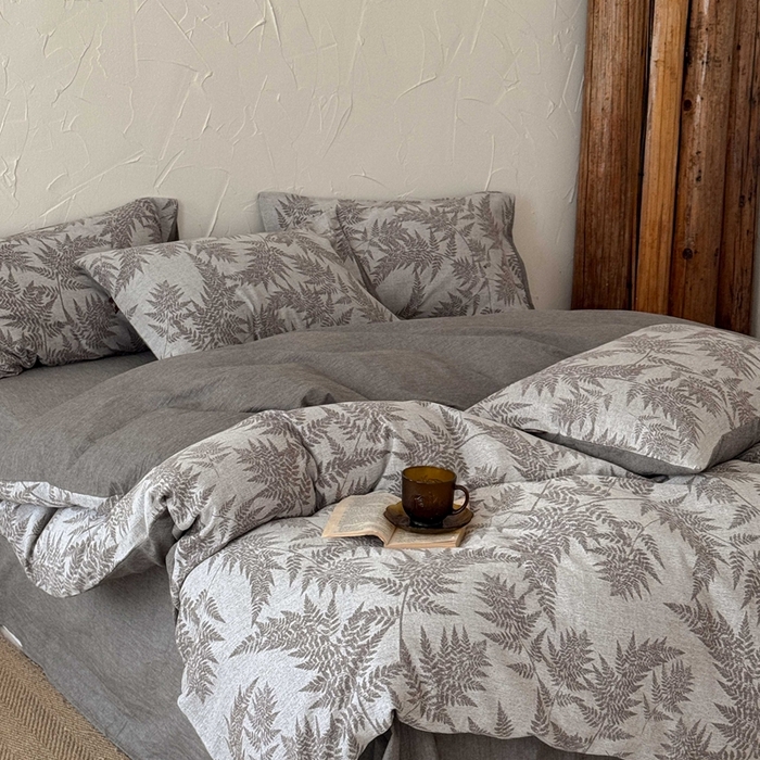 91家纺网 家纺一手货源 找家纺 于果 2025新款全棉纯棉色织提花四件套 叶影