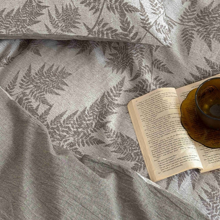 91家纺网 家纺一手货源 找家纺 于果 2025新款全棉纯棉色织提花四件套 叶影