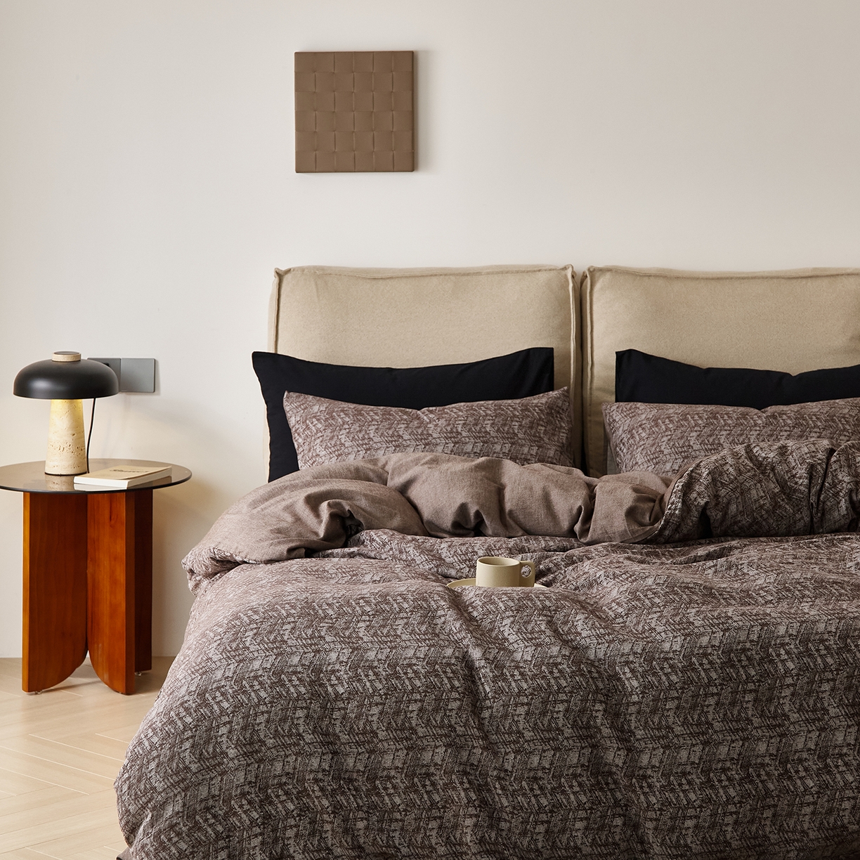 91家纺网 家纺一手货源 找家纺 原研家居 2025新款棉麻色织提花系列四件套 素麻黛月