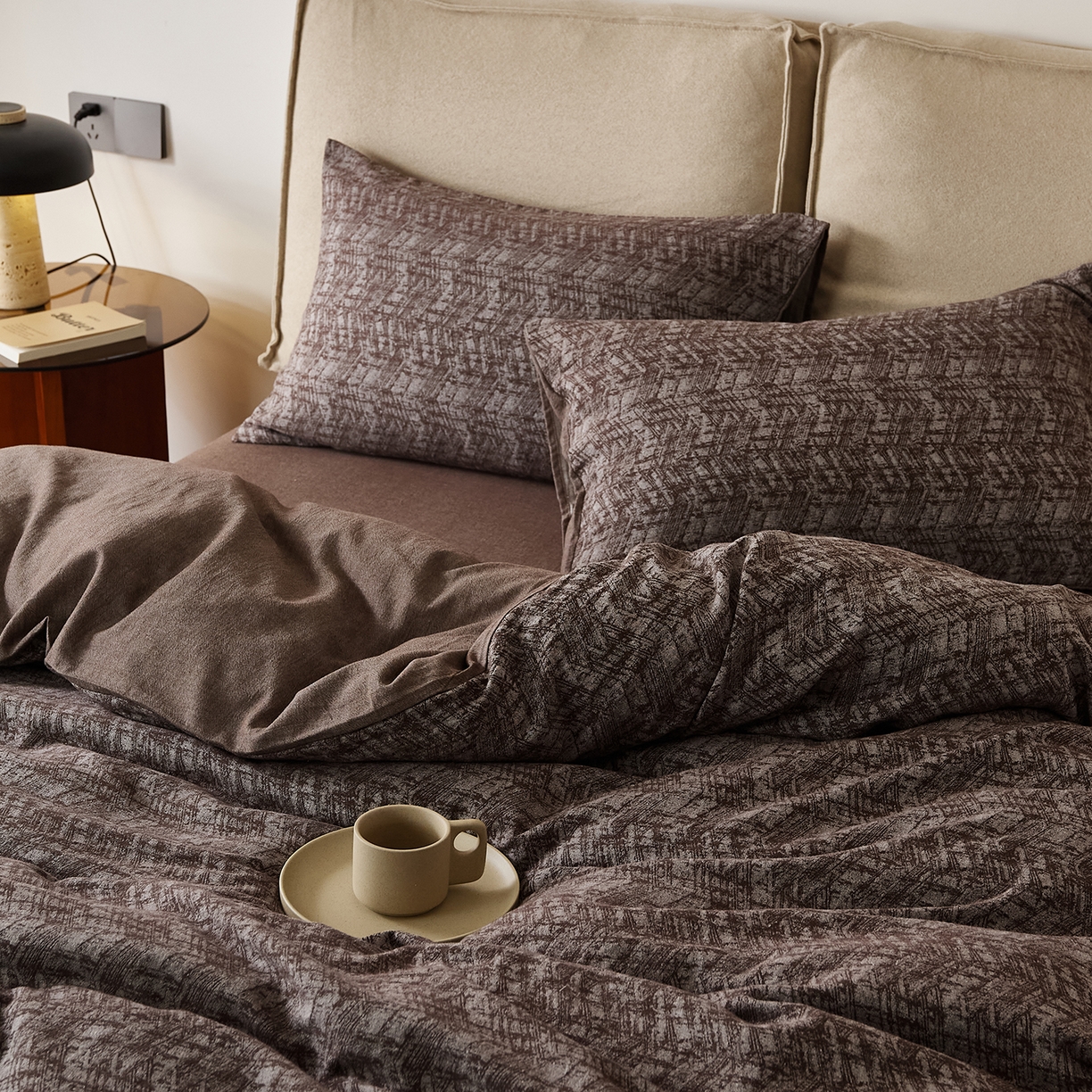 91家纺网 家纺一手货源 找家纺 原研家居 2025新款棉麻色织提花系列四件套 素麻黛月