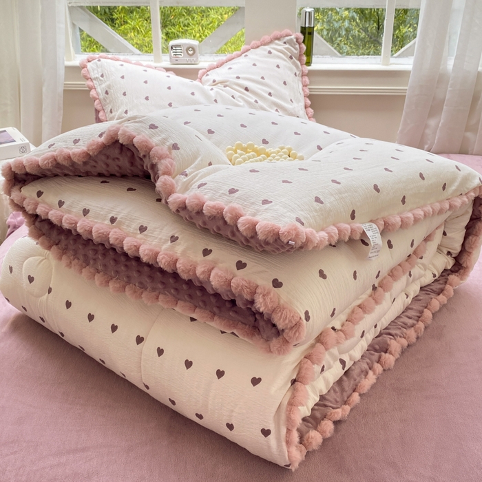 米乐被业 2025新款毛球豆豆被小清新被子被芯 爱心点点