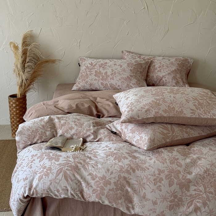 91家纺网 家纺一手货源 找家纺 于果 2025新款全棉纯棉色织提花四件套 忆秋风