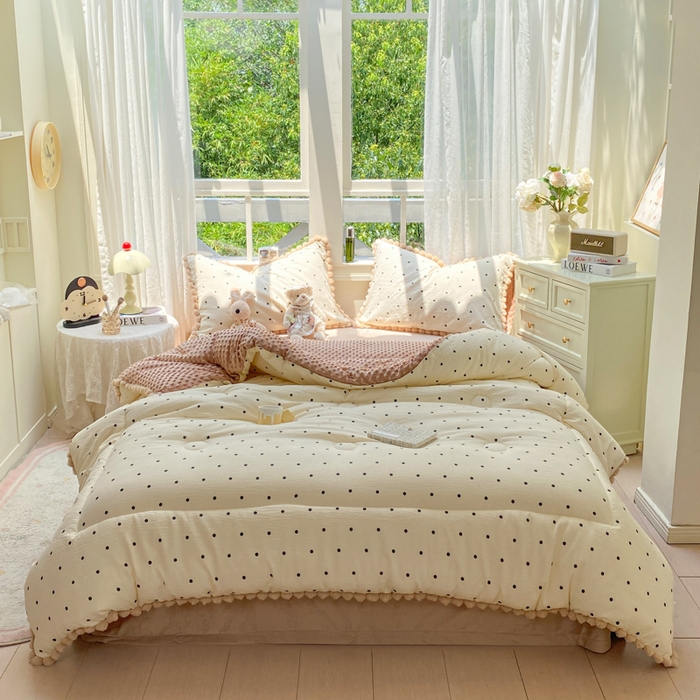 91家纺网 家纺一手货源 找家纺 米乐被业 2025新款毛球豆豆被小清新被子被芯 韩系波点