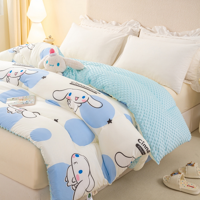 91家纺网 家纺一手货源 找家纺 米乐被业 2025新款三丽鸥水洗棉豆豆被被子被芯冬被 波点大耳狗