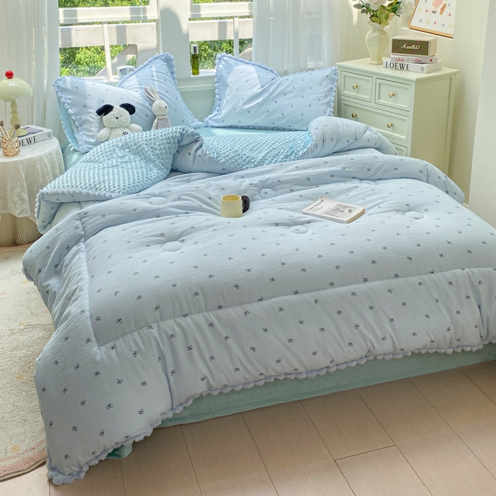 91家纺网 家纺一手货源 找家纺 米乐被业 2025新款毛球豆豆被小清新被子被芯 韩系蝴蝶结