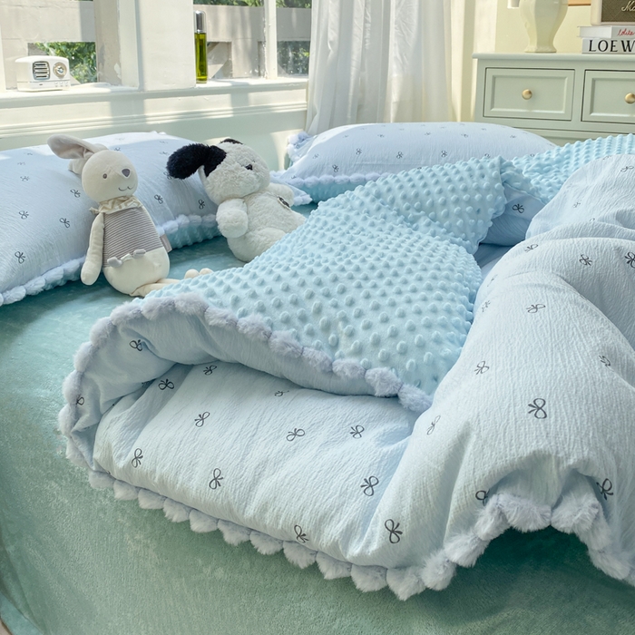 91家纺网 家纺一手货源 找家纺 米乐被业 2025新款毛球豆豆被小清新被子被芯 韩系蝴蝶结