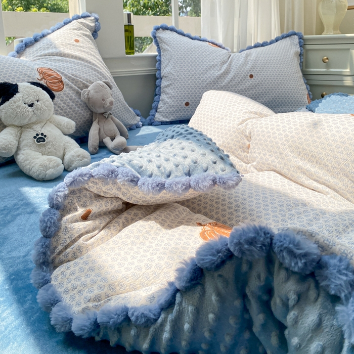 91家纺网 家纺一手货源 找家纺 米乐被业 2025新款毛球豆豆被卡通被子被芯冬被 可爱南瓜