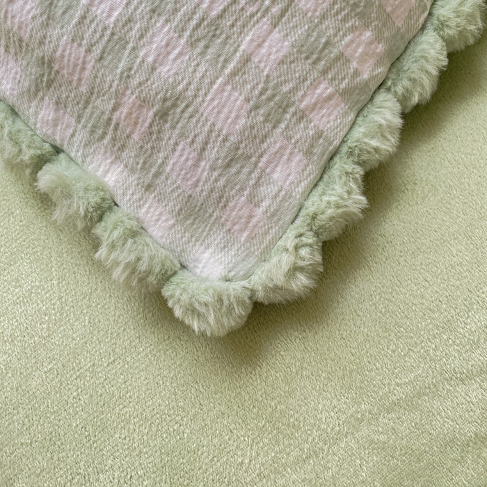 91家纺网 家纺一手货源 找家纺 米乐被业 2025新款毛球豆豆被小清新被子被芯 清新绿格