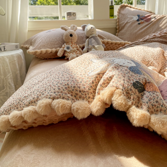 91家纺网 家纺一手货源 找家纺 米乐被业 2025新款毛球豆豆被卡通被子被芯冬被 田园兔