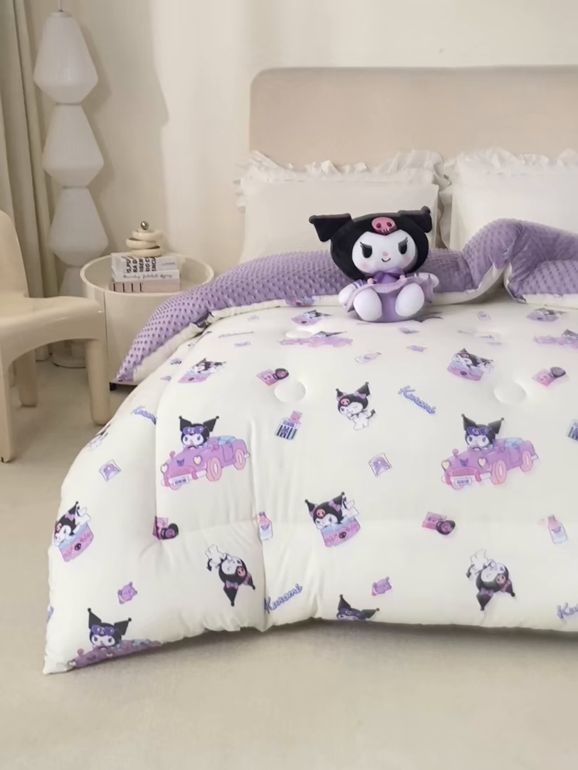 91家纺网 家纺一手货源 找家纺 米乐被业 2025新款三丽鸥水洗棉豆豆被被子被芯冬被 库洛米总动员