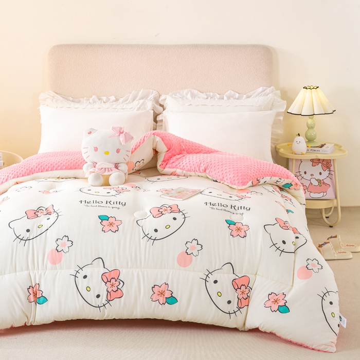 91家纺网 家纺一手货源 找家纺 米乐被业 2025新款三丽鸥水洗棉豆豆被被子被芯冬被 樱花KT猫