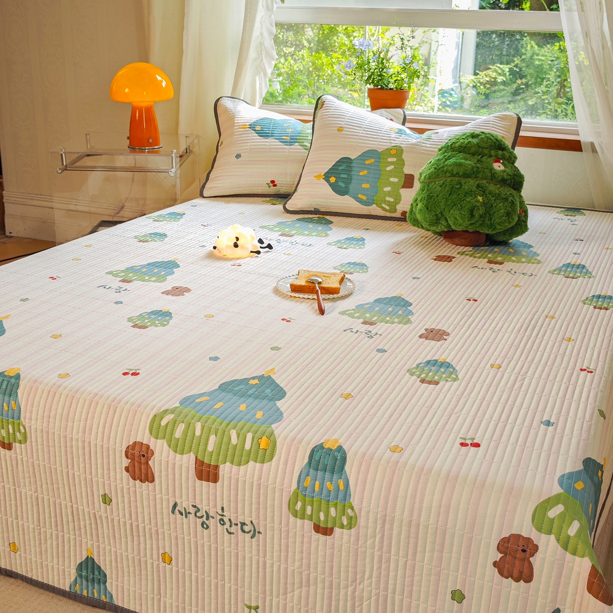 91家纺网 家纺一手货源 找家纺 鑫喜莱家纺 2025新款13372全棉纯棉床盖三件套-萌趣森林 萌趣森林-风格二