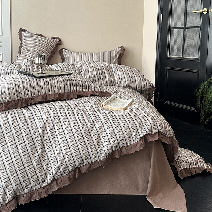 91家纺网 家纺一手货源 找家纺 （总）三朵家纺 2025新款秋冬全棉纯棉加厚磨毛法式花边四件套