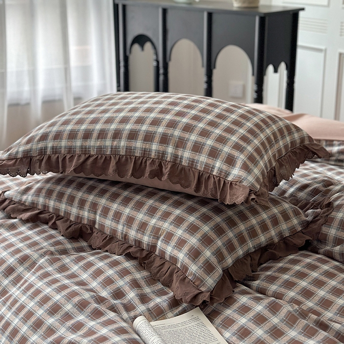 91家纺网 家纺一手货源 找家纺 三朵家纺 2025新款秋冬全棉纯棉加厚磨毛法式花边四件套 魅影