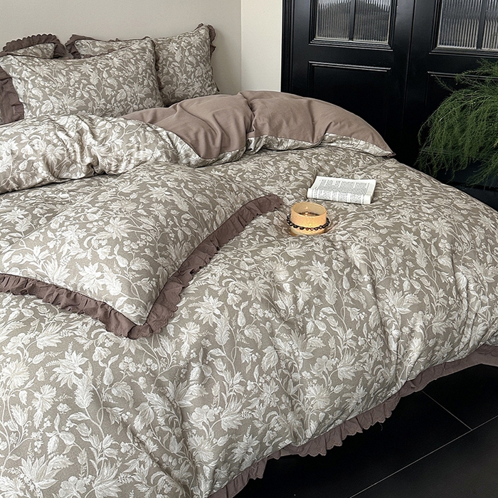 91家纺网 家纺一手货源 找家纺 三朵家纺 2025新款秋冬全棉纯棉加厚磨毛法式花边四件套 优雅花香